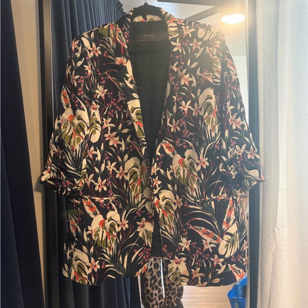 Zara Multicolor Floral Blazer